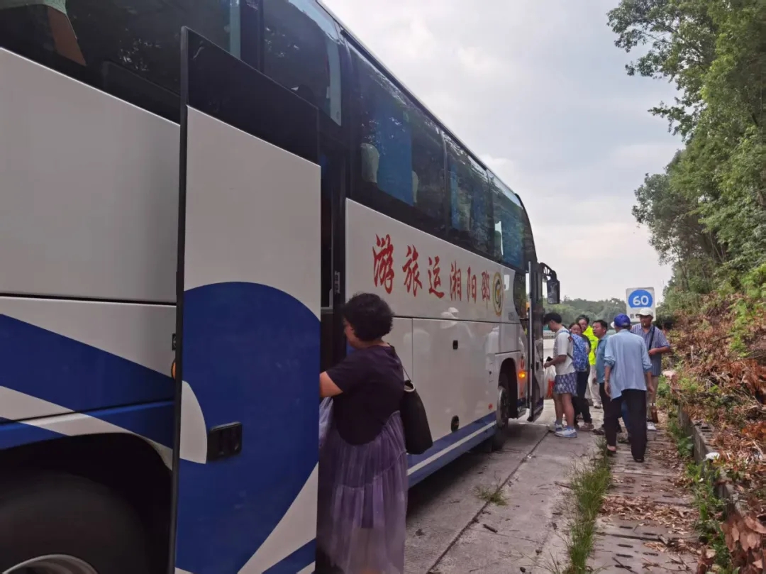 转移乘客.webp.jpg