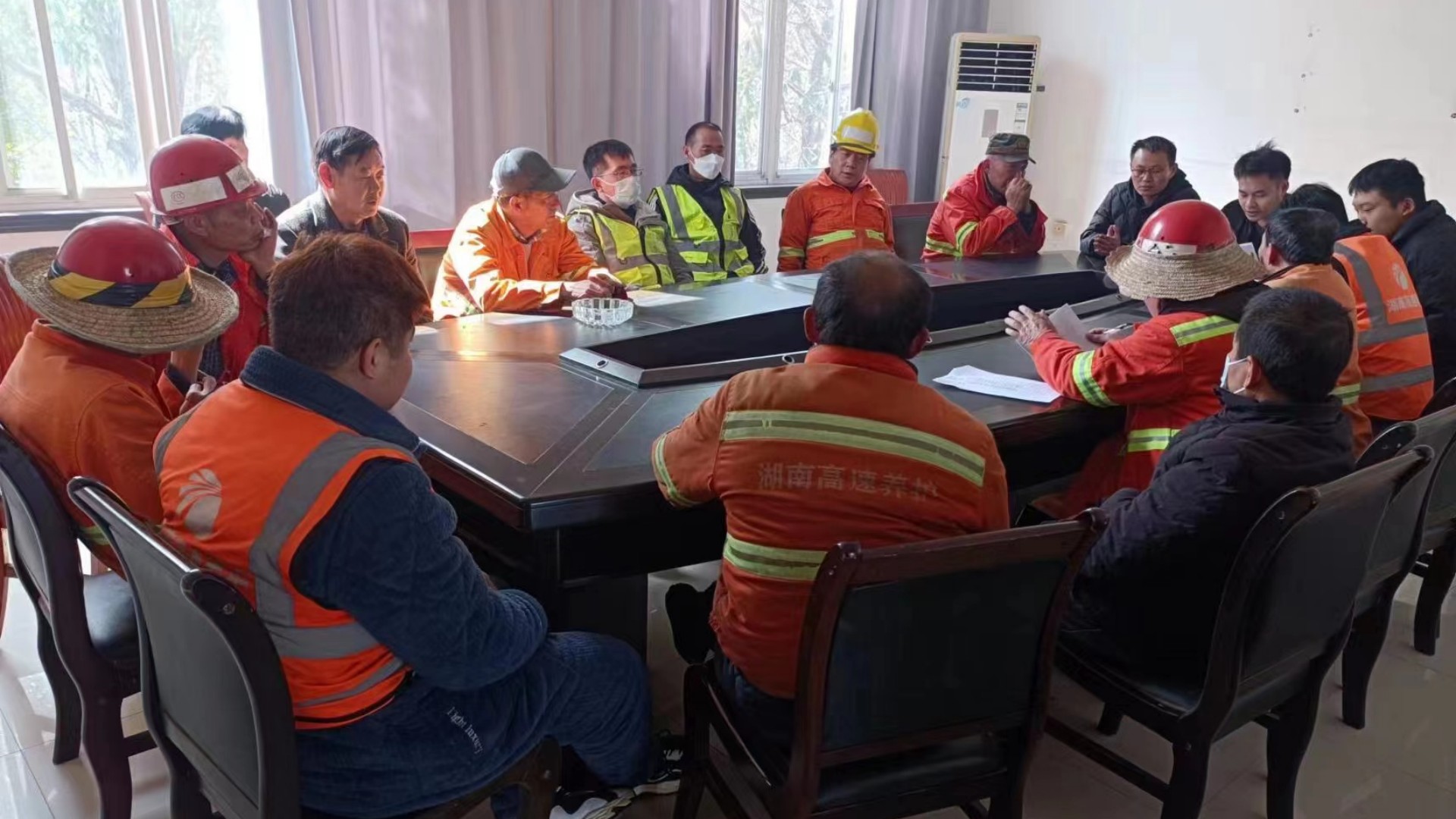 邵阳项目部活动开展现场.jpg 邵阳项目部活动开展现场.jpg