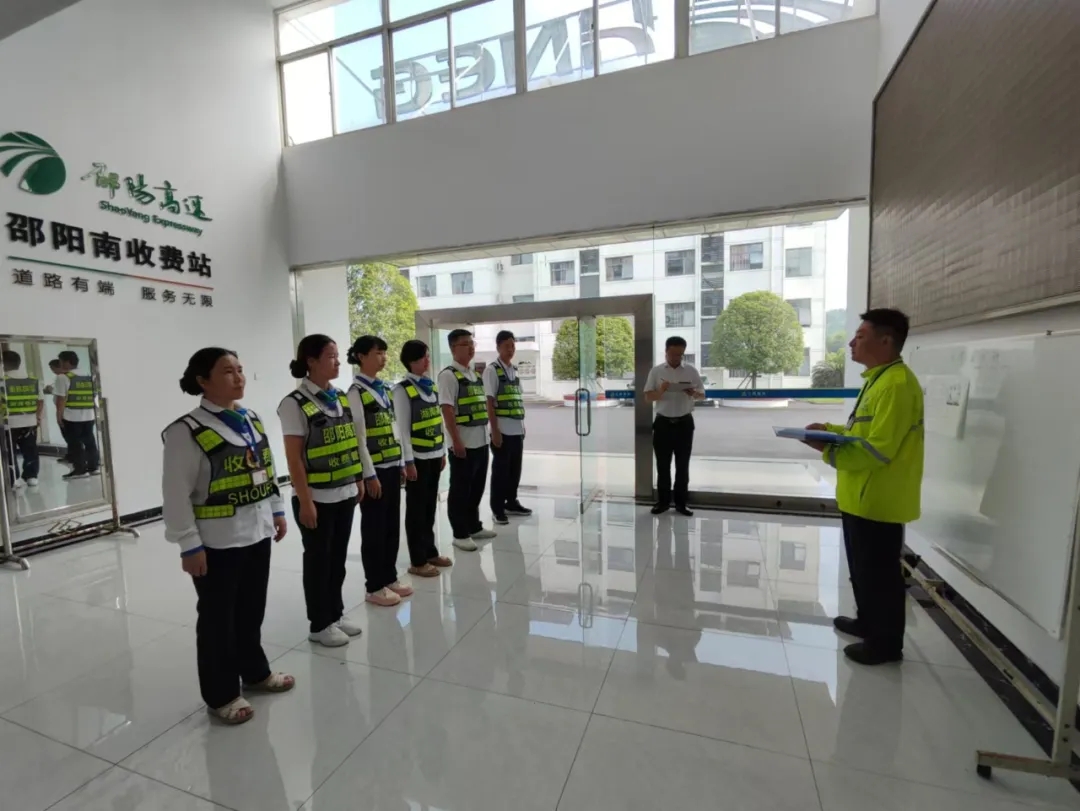 1.webp.jpg 1.webp.jpg