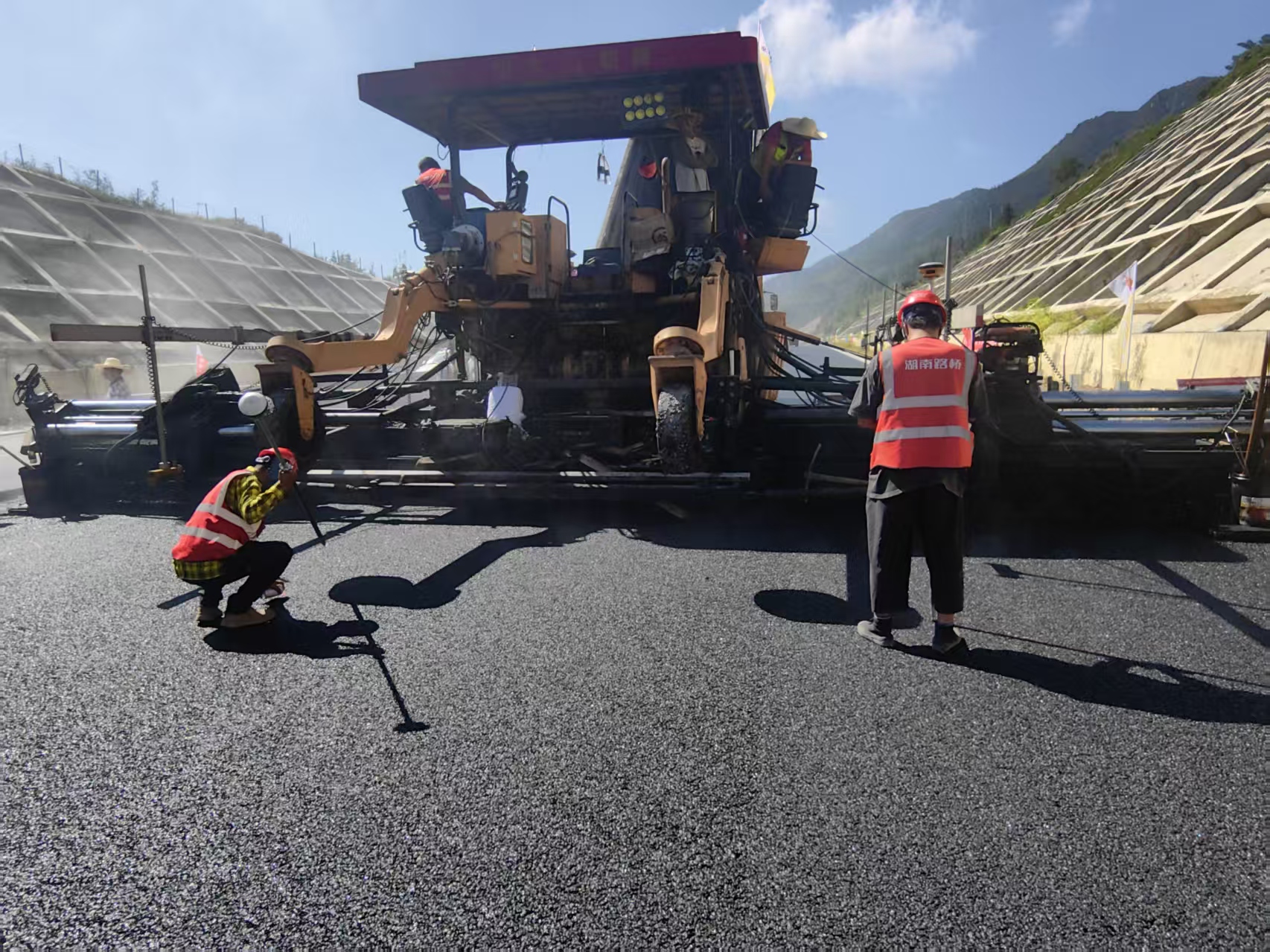 微信图片_20251125165248_48_137.jpg 微信图片_20251125165248_48_137.jpg