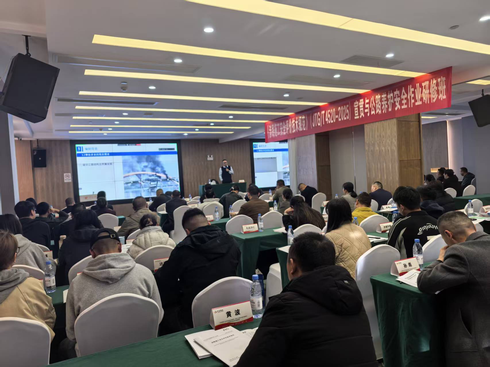 微信图片_20251203101003_22_581.jpg 微信图片_20251203101003_22_581.jpg