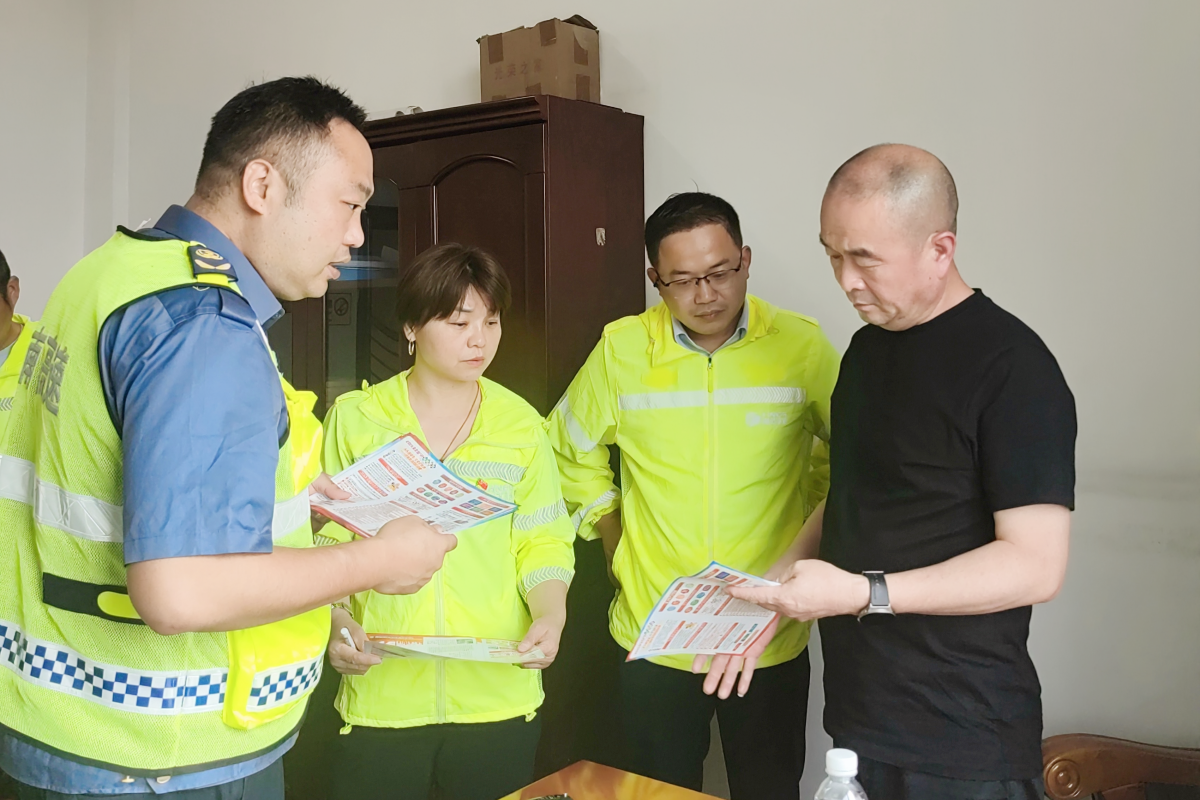 已调整 岳塘站进村宣讲.png 已调整 岳塘站进村宣讲.png